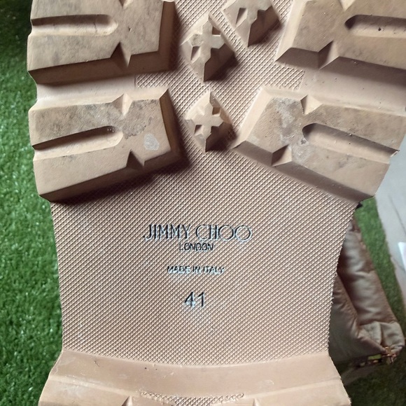 Jimmy Choo Cream Winter Boots - Picture 5 of 9